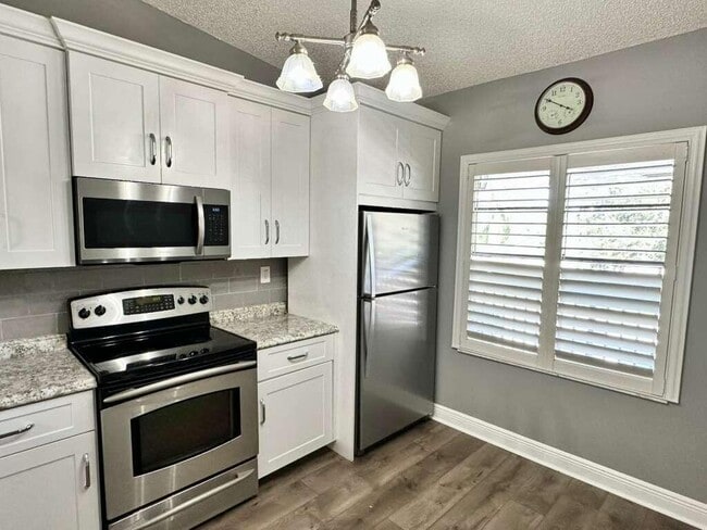 Building Photo - 2101 Sabal Ridge Ct