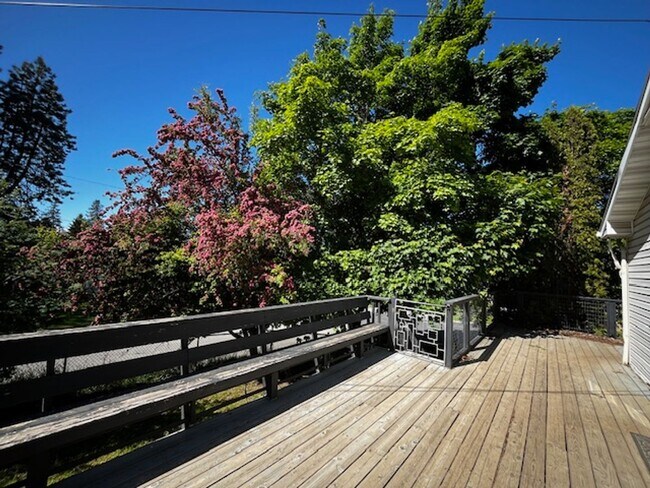 Building Photo - Home in CDA