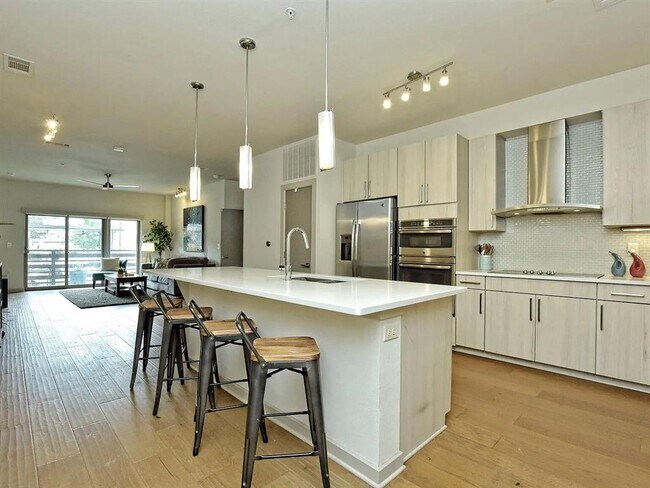 Building Photo - 3600 S Lamar Blvd