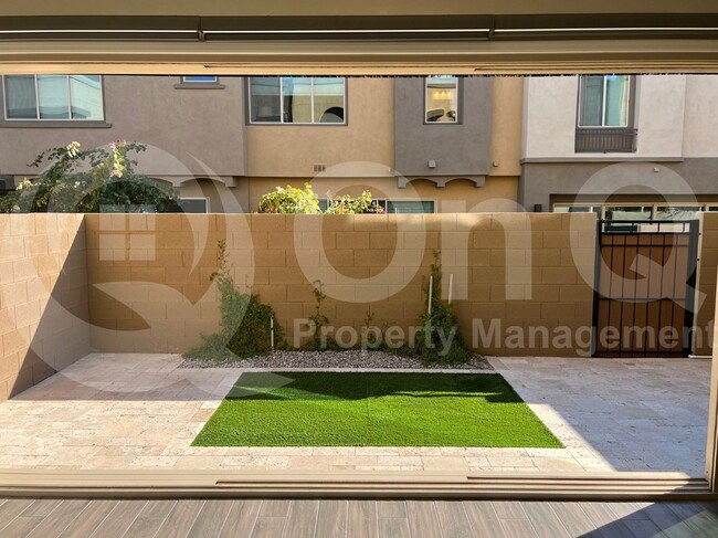 Building Photo - 7437 E Via De Luna Dr