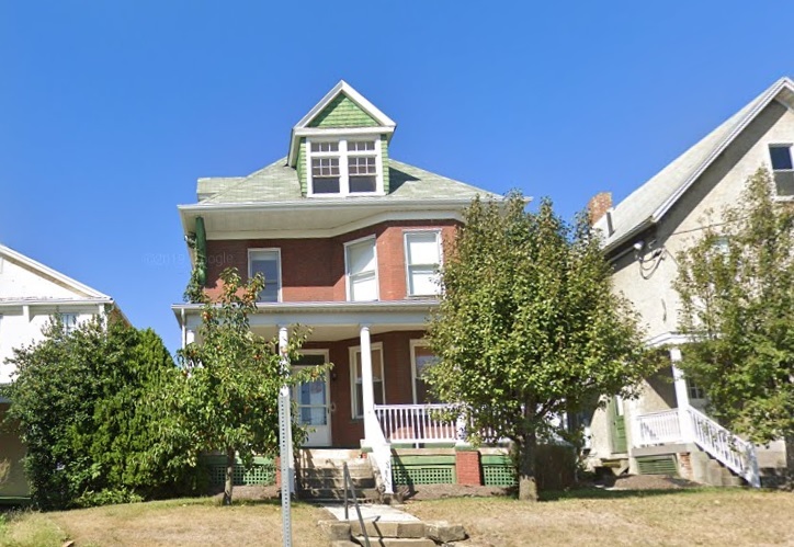 207 2nd Floor Greene Street - 207 Greene St