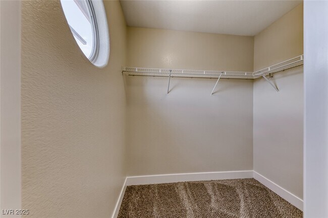 Building Photo - 5567 Cortu Ave