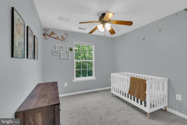 Building Photo - 6802 Dewars Way