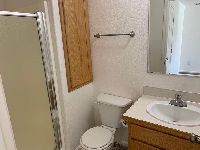 Building Photo - Newly updated 3-bedroom, 2-bathroom duplex...