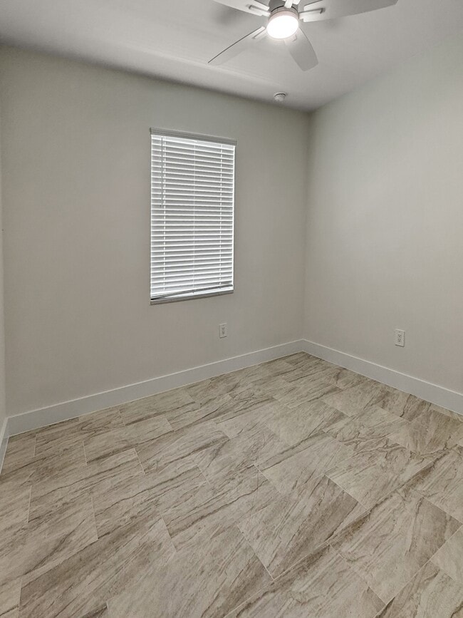 Building Photo - 3816 Ballard Rd