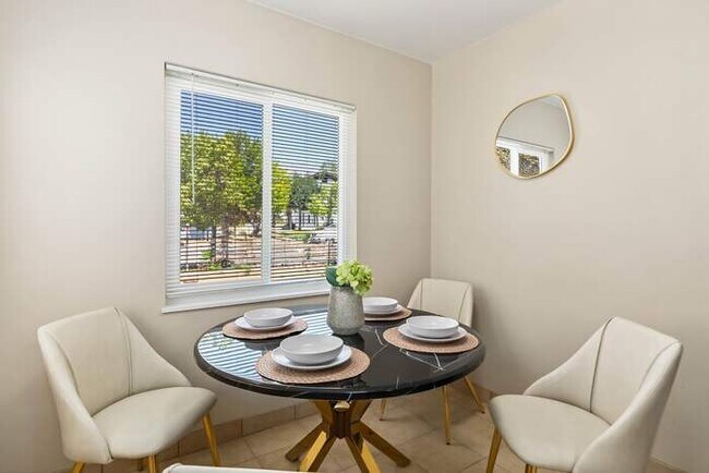 Building Photo - Modern Retreat with Spacious Yard & Cozy Interiors