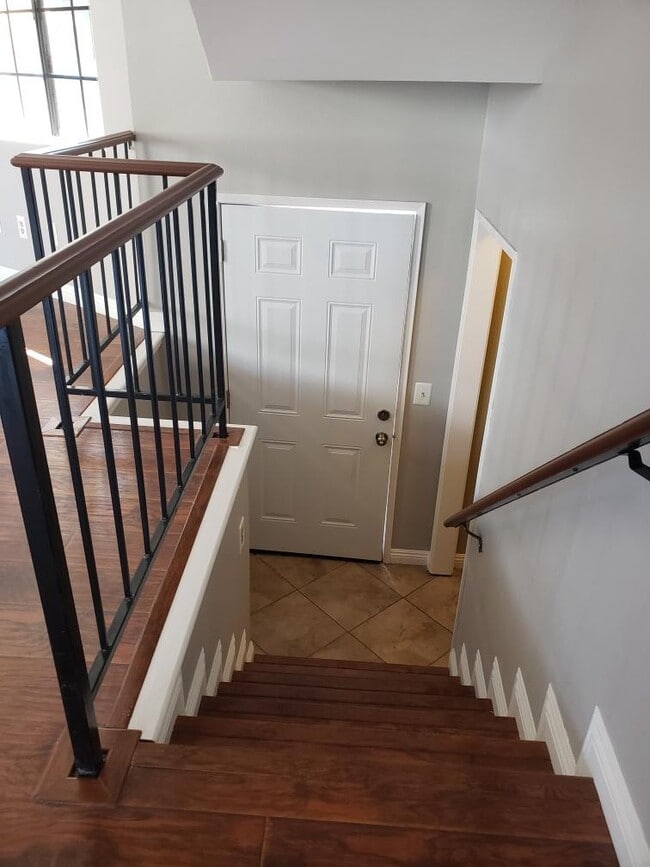 Building Photo - 8338 Woodley Pl