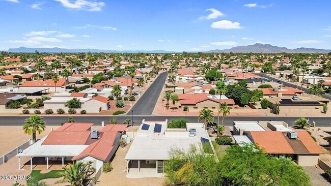 Building Photo - 25810 S Boxwood Dr