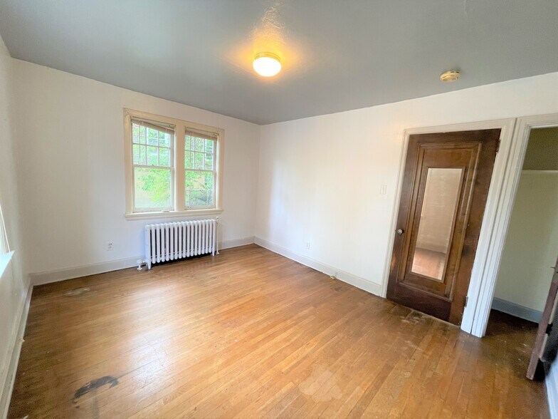 Building Photo - 1405 Severn St