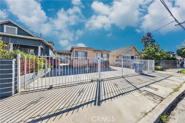 Building Photo - 122 W 53rd St