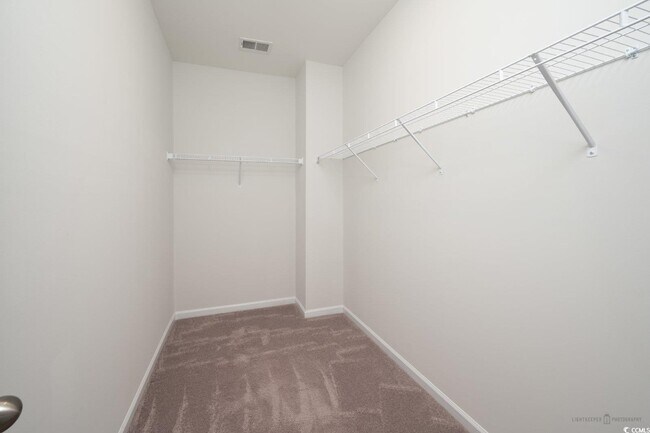 Building Photo - 741 Tattlesbury Dr