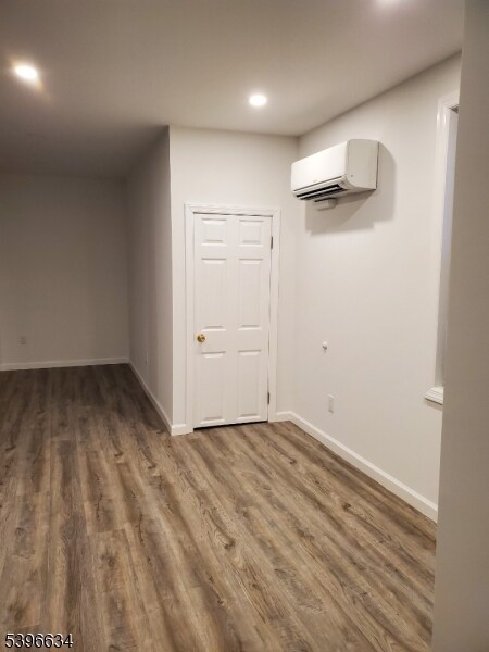 Building Photo - 530 Ringwood Ave