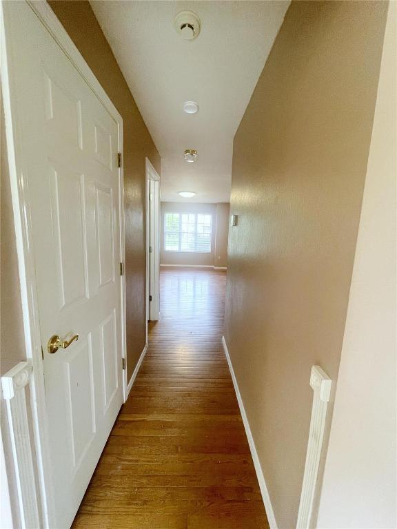 Building Photo - 1146 Illini Dr