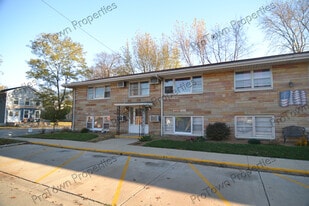 Building Photo - 103 S Joliet St