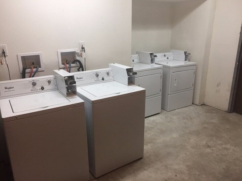 Images are representative samples of the advertised unit. Actual units shown during tours may differ - 2 Folsom Ave