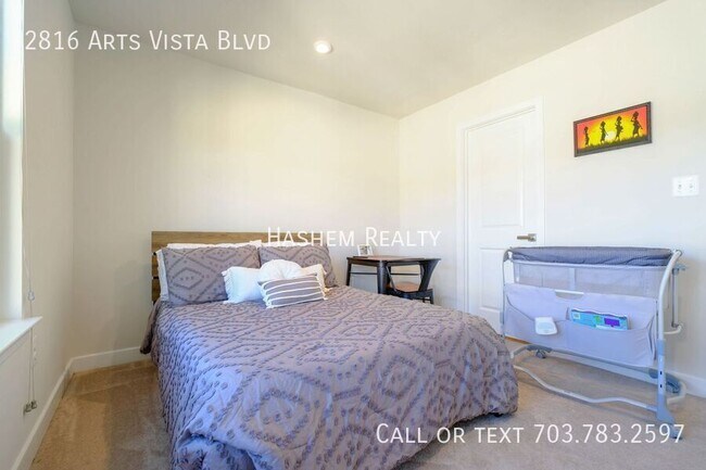 Building Photo - 2816 Arts Vista Blvd