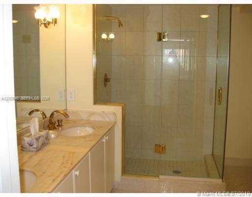 Building Photo - 141 Crandon Blvd