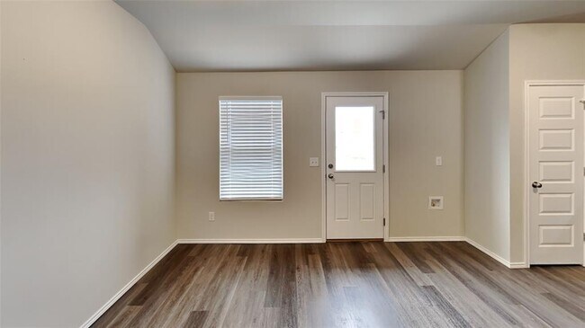 Building Photo - 11612 NW 95th St