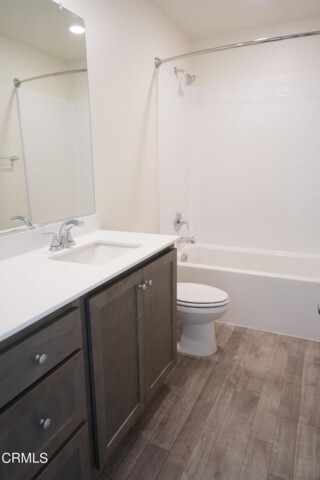 Building Photo - 295 Fuerte Dr