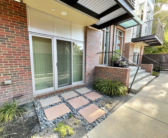 patio and sliding door to 3rd bedroom - 2516 N Washington St