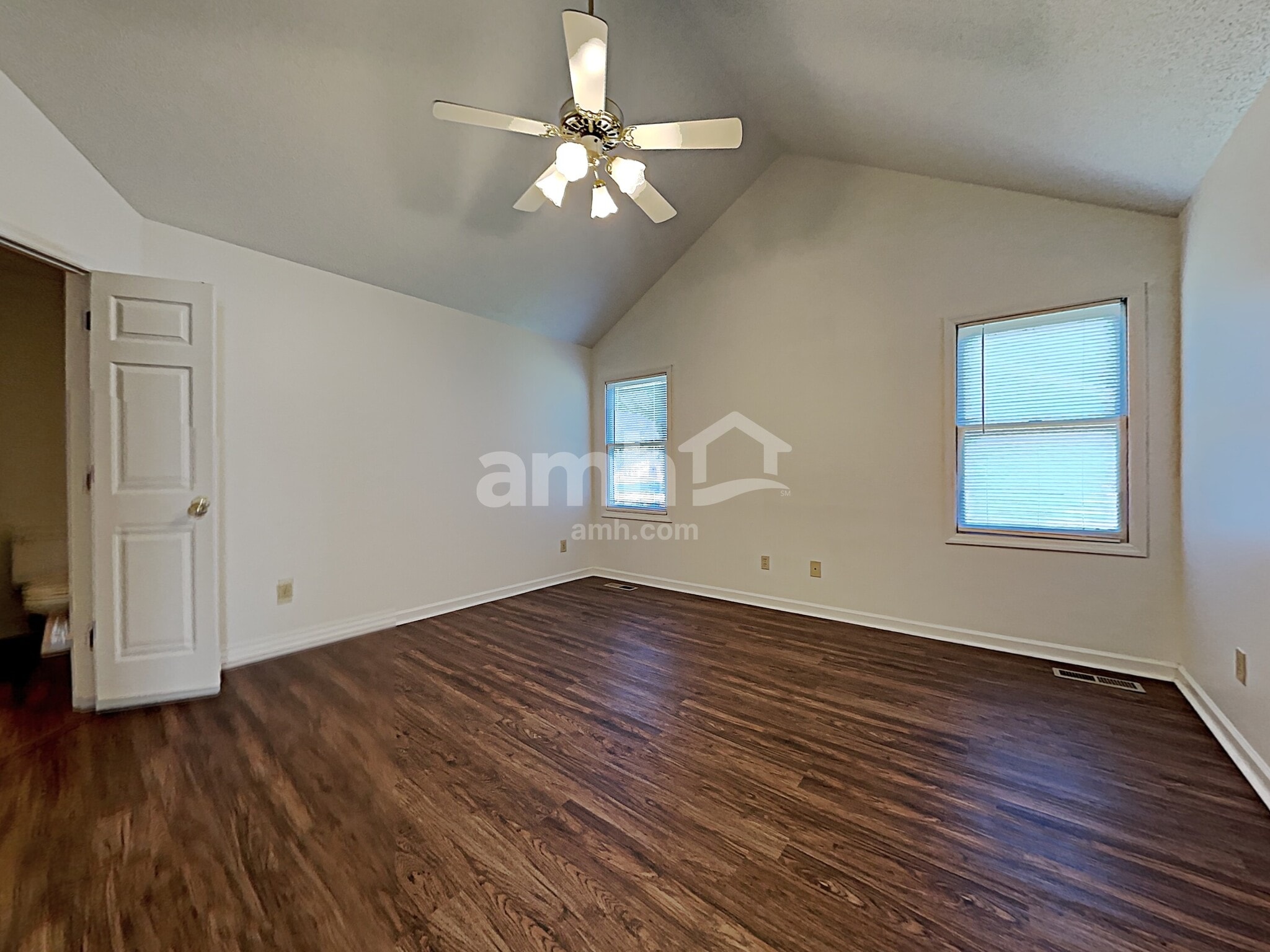 Building Photo - 3705 Stoneridge Dr