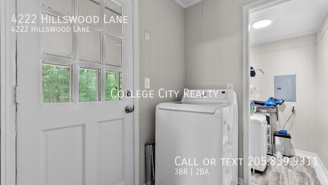 Building Photo - 4222 Hillswood Ln