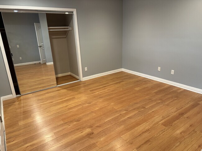 Building Photo - 508 N Verdugo Rd