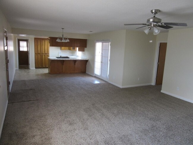 Building Photo - 14940 Gayhead Rd
