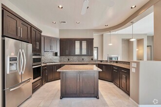 Building Photo - Stylish 2-Bedroom Home with Resort-Style A...