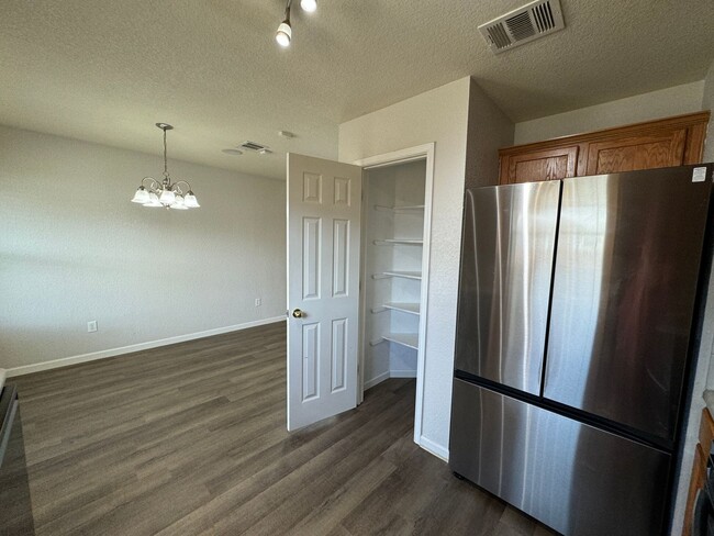 Building Photo - 4811 Causeway Ct