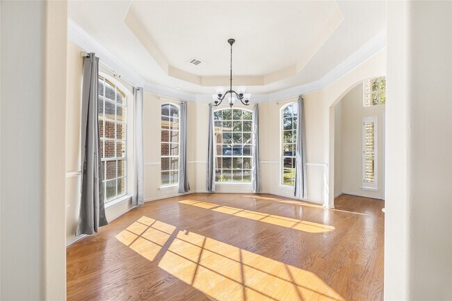 Building Photo - 12347 Shadowvista Dr