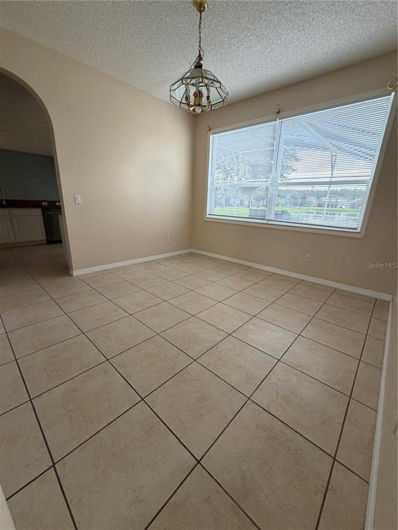 Building Photo - 12685 Enclave Dr