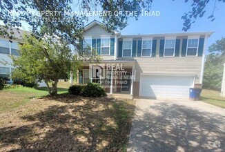 Building Photo - *Move In Special* Lovely 4 BR/2.5 BA w/ Lo...