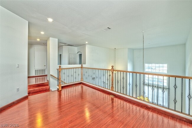 Building Photo - 1539 Laguna Palms Ave