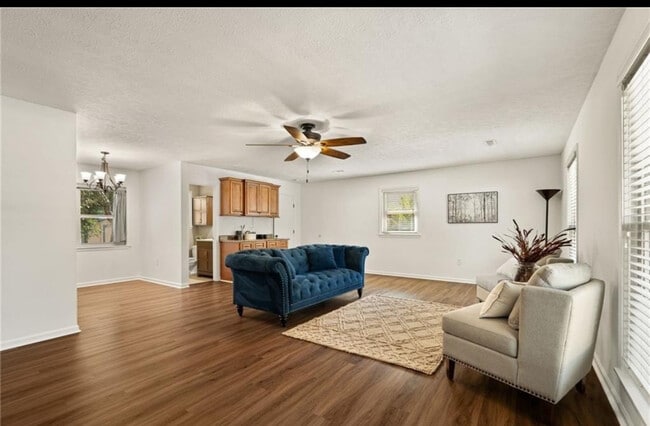 Building Photo - 2012 Blue Teal Ln