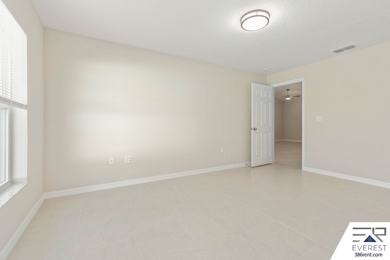 Building Photo - 104 Slumber Meadow Trail