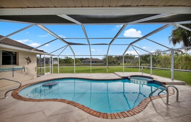 Building Photo - Stunning 3-Bedroom, 2-Bath Estate Home in ...
