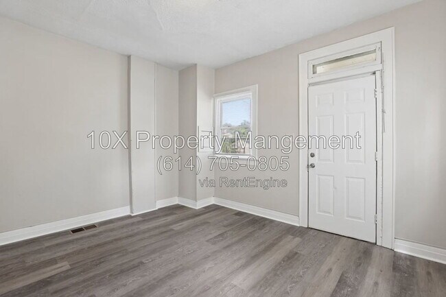Building Photo - 132 S Richardson Ave