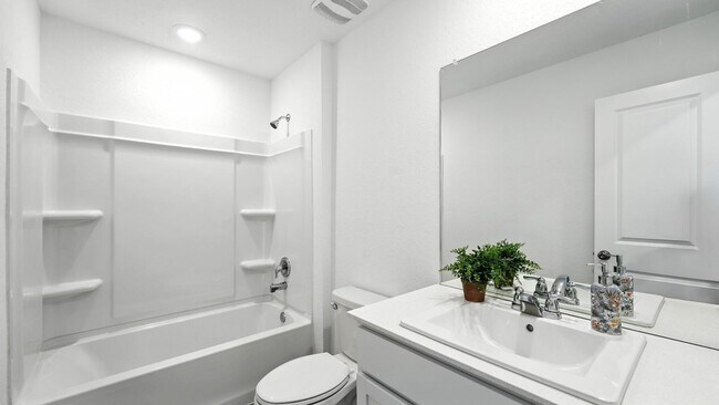 Building Photo - 764 Horsetail Ln