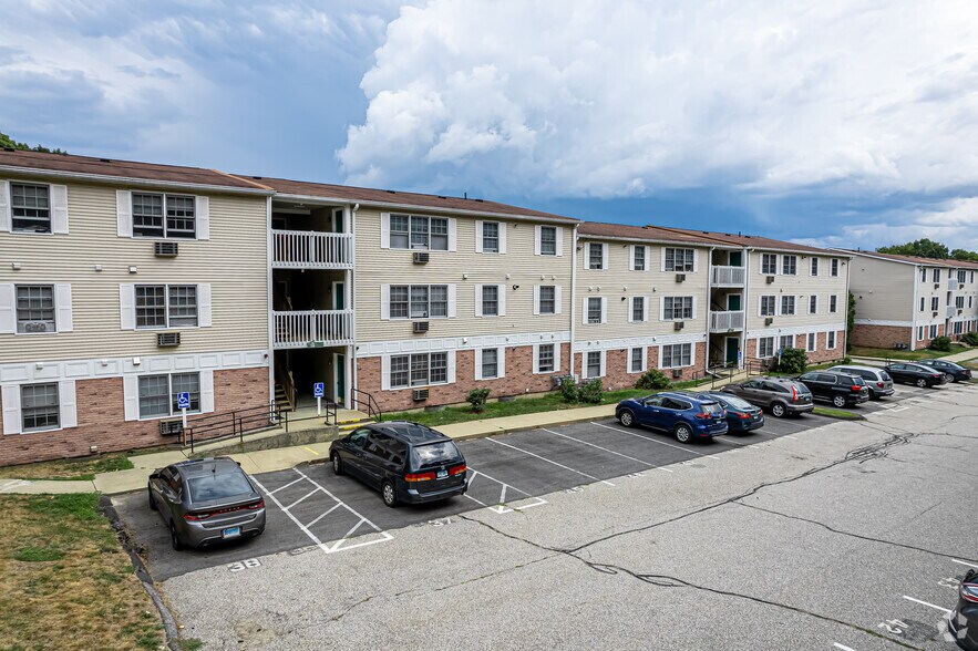 Summitwoods Apartments 3 Summitwoods Dr Norwich CT 06360 Apartment