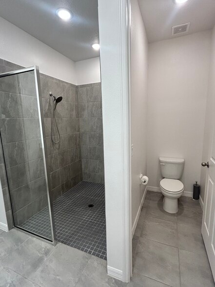 Building Photo - 4124 Solamor St