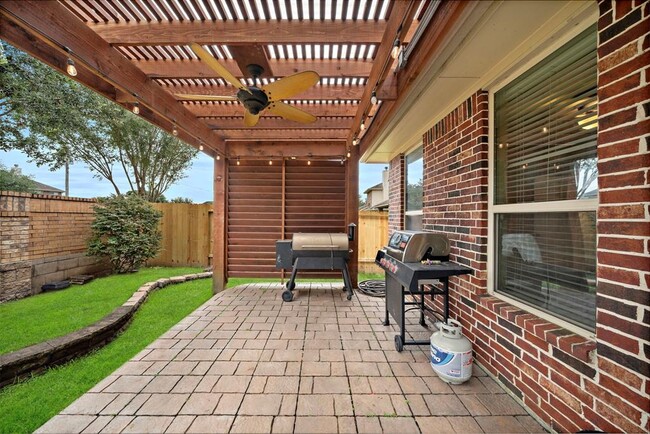 Building Photo - 4711 Salinas Ln