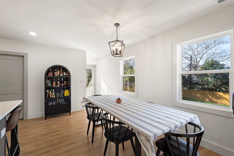 Building Photo - 2212 Weyland Ave