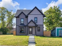 Building Photo - 1027 Hosbrook St