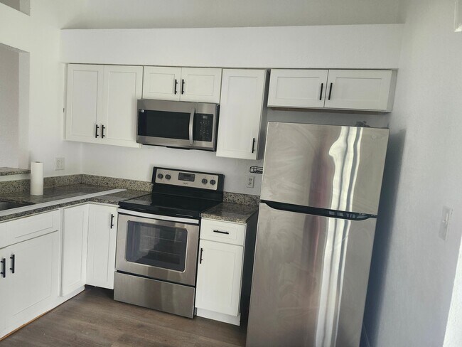 Building Photo - 10442 Riva Ridge Trail