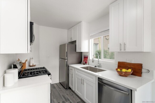 Building Photo - 4654 33rd St