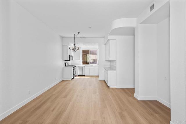 Building Photo - 676 Kellogg St