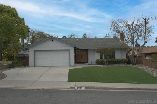 Building Photo - 12319 Hill Country Dr