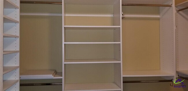 Building Photo - 209 Sedgebrooke Dr