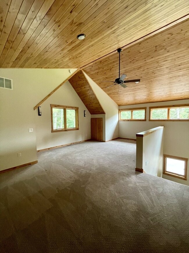 Building Photo - 1 Bedroom plus spacious loft on Gull Lake!...